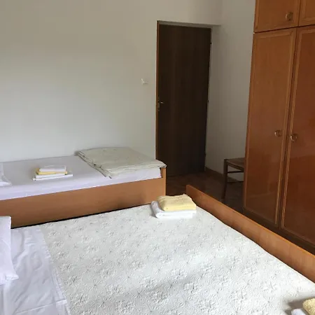 Pansion Komen Frühstückspension
